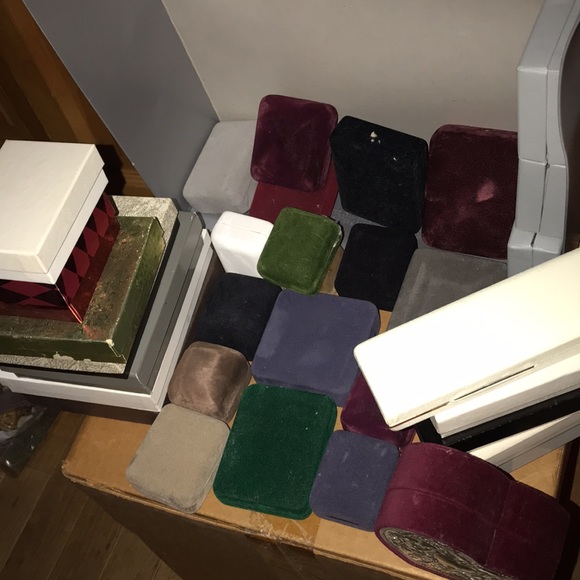 Lot of Jewelry Gift boxes - velvet, fabric, paper in very good condition! - Picture 7 of 8
